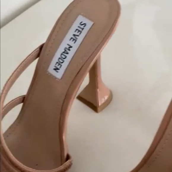 Steve Madden Strapy heels sandal nude - size 6M worn once ! - Picture 4 of 4
